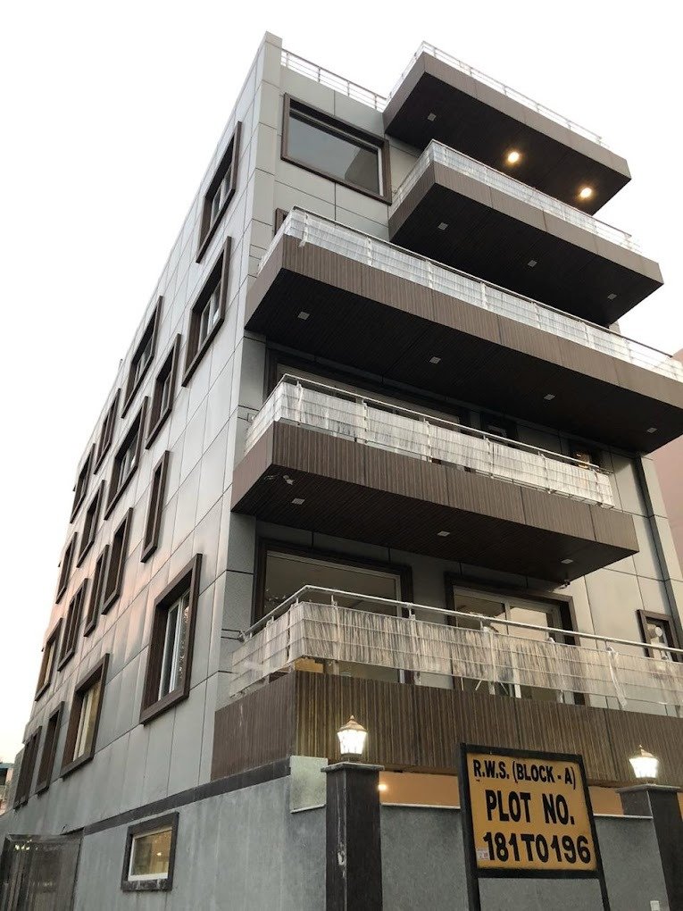 S.M. Neuro And Health Care Center