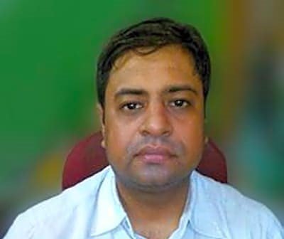  Dr. Manish Srivastava