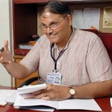 Dr. Anand Nadkarni