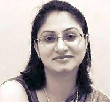 Dr. Leena Batra