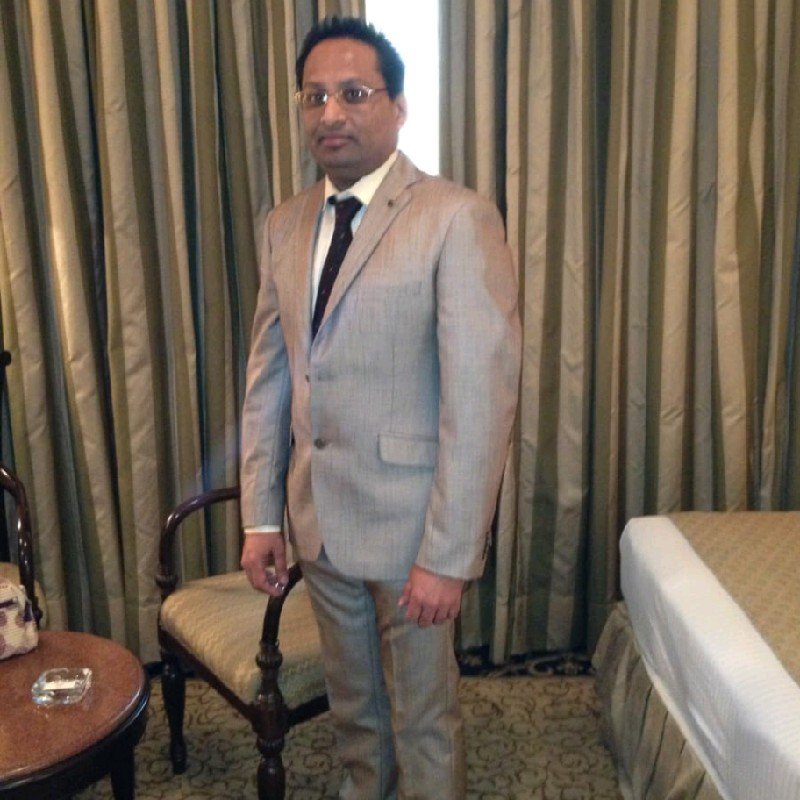Dr. Vipul Rastogi