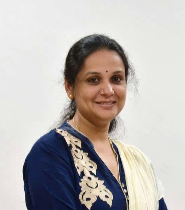 Dr. Kamakshi V