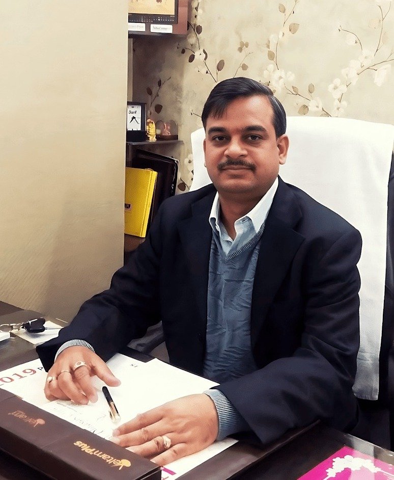 Dr. Neeraj Gupta 