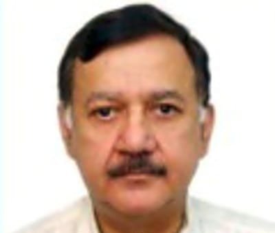  Dr. R Marya
