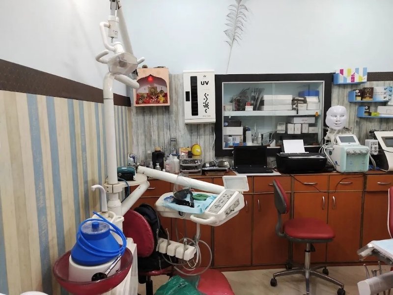 Priya Dental Hospital And Maxillofacial Trauma Centre|Best Dentist In Gorakhpur